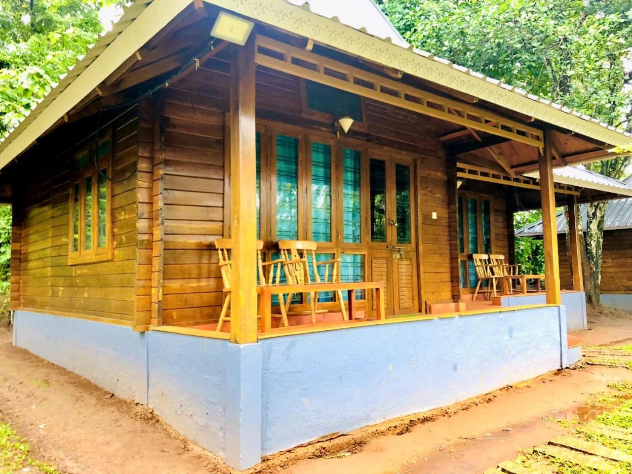 Royal Wooden Villa 玛纳多迪 外观 照片